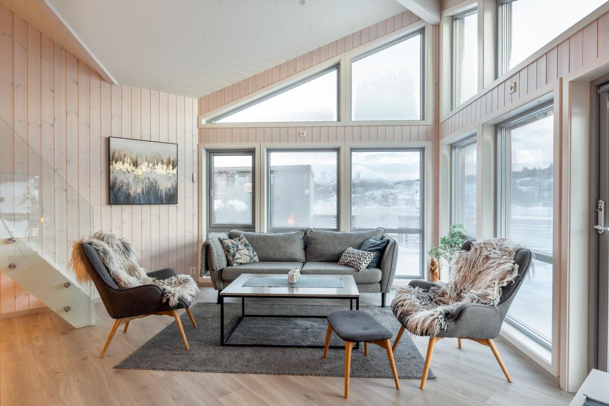 Vikran Seaside Lodge Straumsjoen ภายนอก รูปภาพ